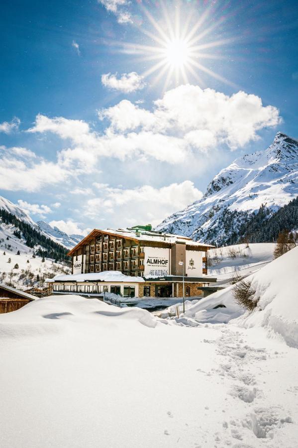 Hotel Almhof Galtür Eksteriør bilde