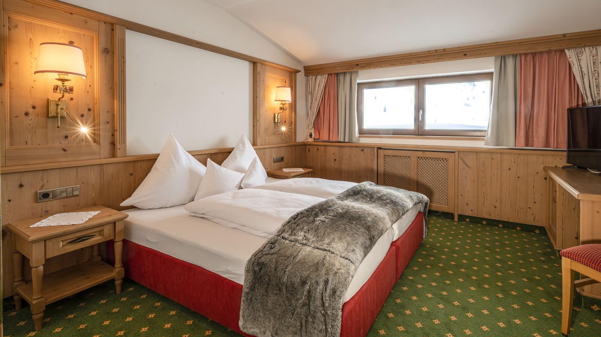 Hotel Almhof Galtür Eksteriør bilde